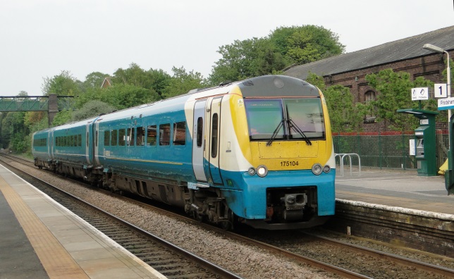 Class 175 at Frodsham Railway Station bound for Chester